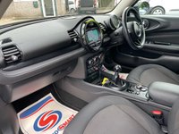 USED 2019 69 MINI CLUBMAN 1.5 Cooper Classic Estate 6dr Petrol Manual Euro 6 (s/s) (136 ps) 17" ALLOYS + SAT NAV  + FSH