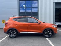 USED 2023 72 MG MG ZS 1.5 VTi-TECH Exclusive SUV 5dr Petrol Manual Euro 6 (s/s) (106 ps) ** BEAUTIFUL COLOUR & EXAMPLE **