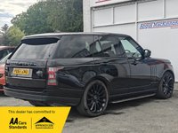 USED 2017 67 LAND ROVER RANGE ROVER 3.0 TD V6 Vogue SUV 5dr Diesel Auto 4WD Euro 6 (s/s) (258 ps) 