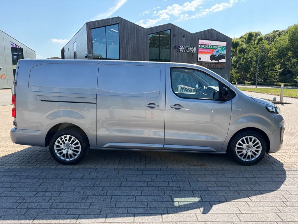 USED 2024 73 FIAT SCUDO PRIMO 1.5BlueHDi EU6 S/S LWB 100ps *AIRCON*CAMERA*TWIN SLD*E/PACK*APPLE CARPLAY* L2-EU6-A/C-SATNAV-2 SLD-E/PACK