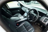 USED 2020 20 LAND ROVER RANGE ROVER SPORT 2.0 P300 HSE SUV 5dr Petrol Auto 4WD Euro 6 (s/s) (300 ps) FUJI WHITE PAINTWORK + BLACK PACK + APPLE CARPLAY + 22" ALLOYS