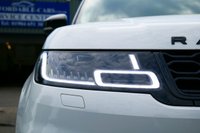 USED 2020 20 LAND ROVER RANGE ROVER SPORT 2.0 P300 HSE SUV 5dr Petrol Auto 4WD Euro 6 (s/s) (300 ps) FUJI WHITE PAINTWORK + BLACK PACK + APPLE CARPLAY + 22" ALLOYS