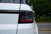 USED 2020 20 LAND ROVER RANGE ROVER SPORT 2.0 P300 HSE SUV 5dr Petrol Auto 4WD Euro 6 (s/s) (300 ps) FUJI WHITE PAINTWORK + BLACK PACK + APPLE CARPLAY + 22" ALLOYS