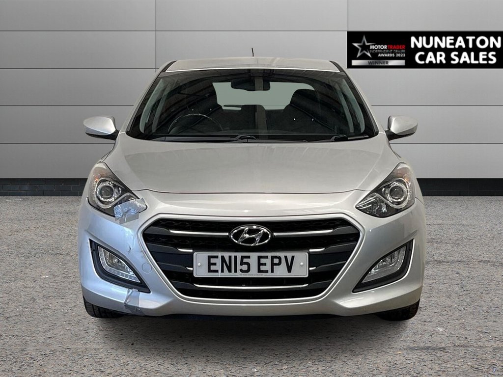 USED 2015 15 HYUNDAI I30 1.4 Blue Drive SE Hatchback 5dr Petrol Manual Euro 6 (s/s) (100 ps) 