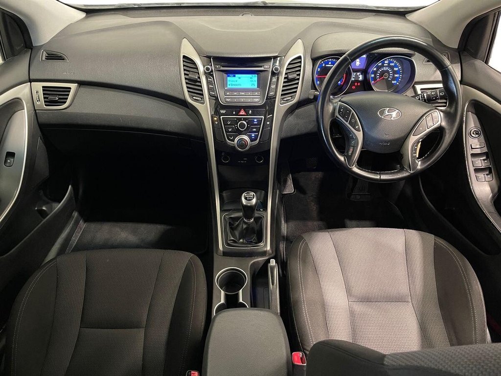 USED 2015 15 HYUNDAI I30 1.4 Blue Drive SE Hatchback 5dr Petrol Manual Euro 6 (s/s) (100 ps) 