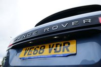 USED 2018 68 LAND ROVER RANGE ROVER VELAR 2.0 D180 R-Dynamic S SUV 5dr Diesel Auto 4WD Euro 6 (s/s) (180 ps) BYRON BLUE METALLIC PAINTWORK + WINTER PACK + MERIDIAN + APPLE CARPLAY
