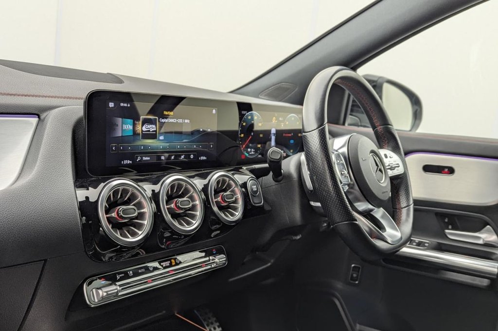 USED 2022 22 MERCEDES-BENZ EQA EQA 300 66.5kWh AMG Line SUV 5dr Electric Auto 4MATIC (228 ps) 4X4, Car Play, Sat Nav