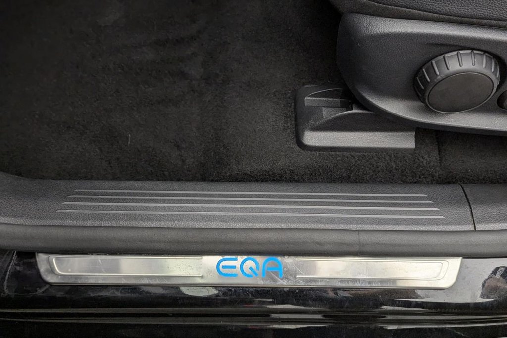 USED 2022 22 MERCEDES-BENZ EQA EQA 300 66.5kWh AMG Line SUV 5dr Electric Auto 4MATIC (228 ps) 4X4, Car Play, Sat Nav