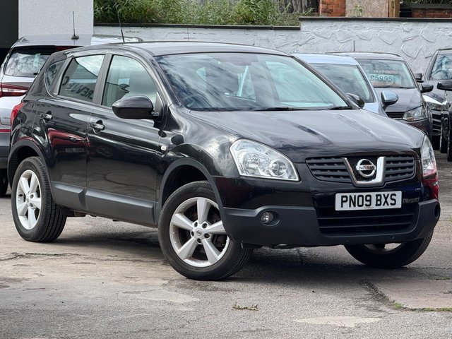 View our NISSAN QASHQAI