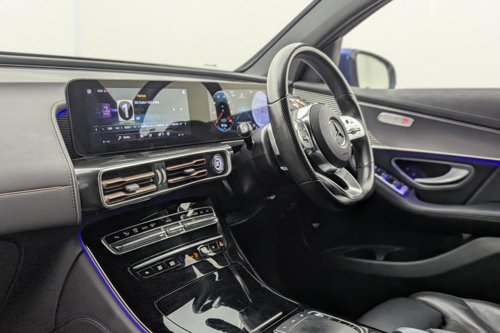 USED 2021 70 MERCEDES-BENZ EQC EQC 400 80kWh AMG Line SUV 5dr Electric Auto 4MATIC (408 ps) 4x4, Car Play, Sat Nav