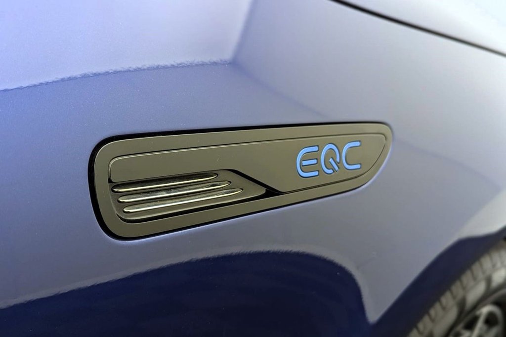 USED 2021 70 MERCEDES-BENZ EQC EQC 400 80kWh AMG Line SUV 5dr Electric Auto 4MATIC (408 ps) 4x4, Car Play, Sat Nav