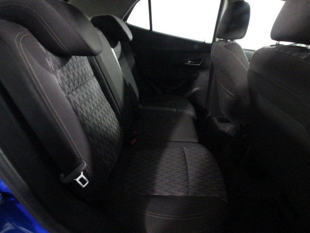 USED 2015 15 VAUXHALL MOKKA 1.4i Turbo Tech Line SUV 5dr Petrol Auto 2WD Euro 6 (140 ps) 