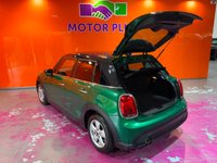 USED 2021 21 MINI HATCH 1.5 Cooper Classic Hatchback 5dr Petrol Manual Euro 6 (s/s) (136 ps) Huge Spec. Comfort Package