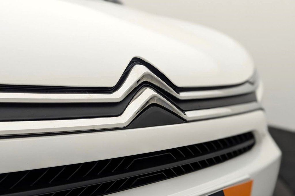USED 2023 23 CITROEN C4 1.2 PureTech Sense Hatchback 5dr Petrol Manual Euro 6 (s/s) (100 ps) Car Play, Sensors, 18" Alloys