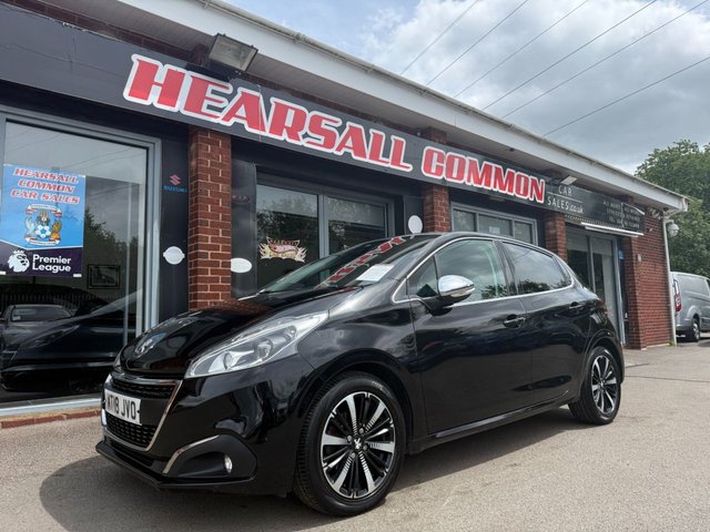 View our Peugeot 208 range