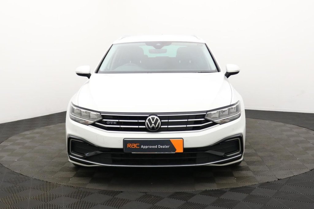 USED 2021 71 VOLKSWAGEN PASSAT 1.4 TSI 13kWh GTE Estate 5dr Petrol Plug-in Hybrid DSG Euro 6 (s/s) (218 ps) Car Play, Heated Seats, Cruise