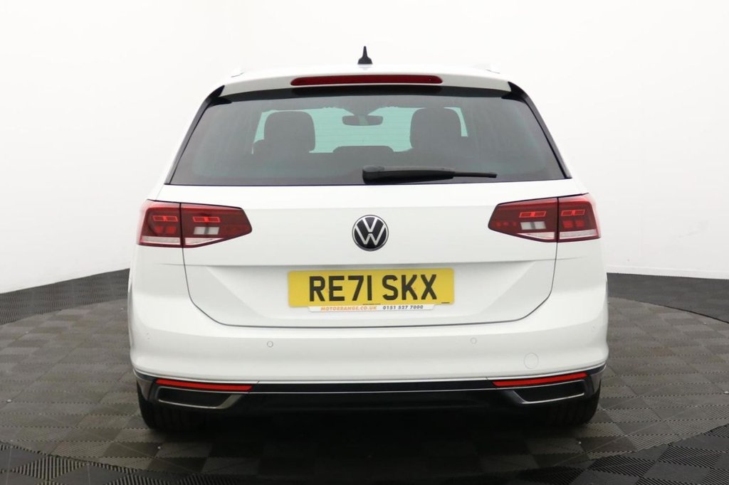 USED 2021 71 VOLKSWAGEN PASSAT 1.4 TSI 13kWh GTE Estate 5dr Petrol Plug-in Hybrid DSG Euro 6 (s/s) (218 ps) Car Play, Heated Seats, Cruise