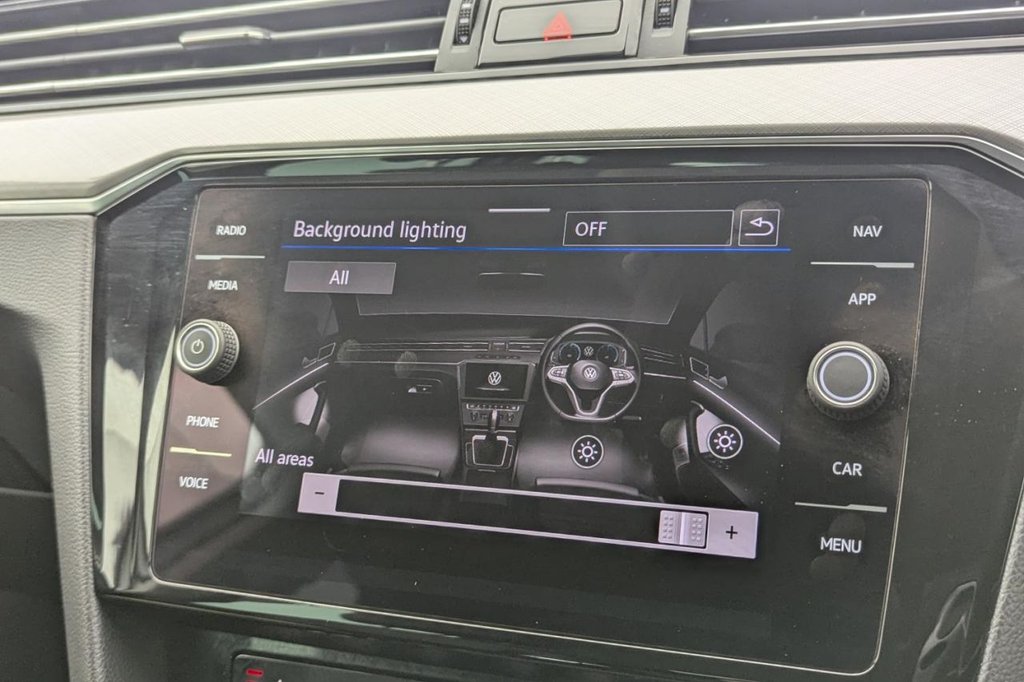 USED 2021 71 VOLKSWAGEN PASSAT 1.4 TSI 13kWh GTE Estate 5dr Petrol Plug-in Hybrid DSG Euro 6 (s/s) (218 ps) Car Play, Heated Seats, Cruise