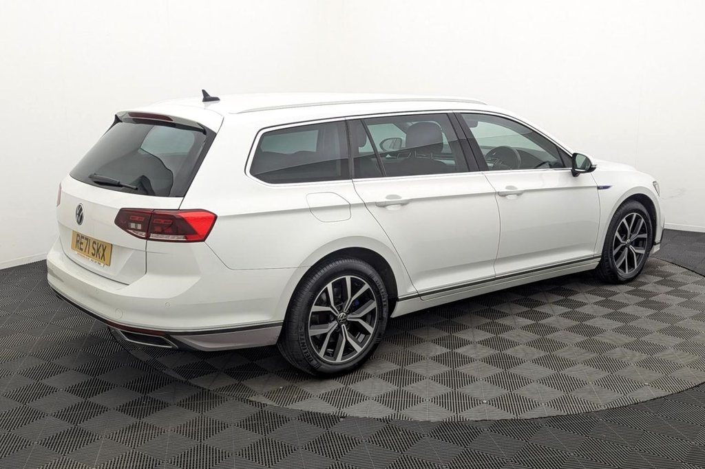 USED 2021 71 VOLKSWAGEN PASSAT 1.4 TSI 13kWh GTE Estate 5dr Petrol Plug-in Hybrid DSG Euro 6 (s/s) (218 ps) Car Play, Heated Seats, Cruise
