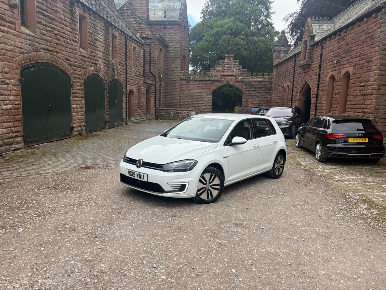 2019 VOLKSWAGEN GOLF