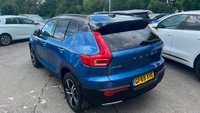 USED 2020 69 VOLVO XC40 Blue 2.0 D3 R-Design SUV, 81,100 miles, Euro 6, ULEZ compliant, Leather, Sat nav, 9in Touchscreen, Rear sensors, Air Conditioning. This 2020 Volvo XC40 D3 R Design is a superb example, having been cherished by just one owner since new. This stylish SUV boasts a 2.0 litre Euro 6 diesel engine, offering a compelling blend of performance and efficiency. Its R Design trim level ensures a sporty aesthetic, complemented by a suite of advanced features. You'll appreciate the peace of mind provided by Intellisafe Surround, which includes Blind Spot Assistance, and the convenience of Front Park Assist with front sensors. The Winter