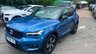 USED 2020 69 VOLVO XC40 Blue 2.0 D3 R-Design SUV, 81,100 miles, Euro 6, ULEZ compliant, Leather, Sat nav, 9in Touchscreen, Rear sensors, Air Conditioning. This 2020 Volvo XC40 D3 R Design is a superb example, having been cherished by just one owner since new. This stylish SUV boasts a 2.0 litre Euro 6 diesel engine, offering a compelling blend of performance and efficiency. Its R Design trim level ensures a sporty aesthetic, complemented by a suite of advanced features. You'll appreciate the peace of mind provided by Intellisafe Surround, which includes Blind Spot Assistance, and the convenience of Front Park Assist with front sensors. The Winter
