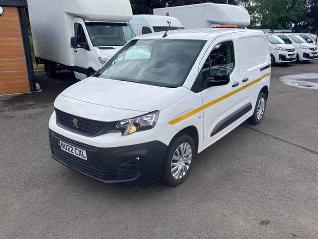 View our PEUGEOT PARTNER