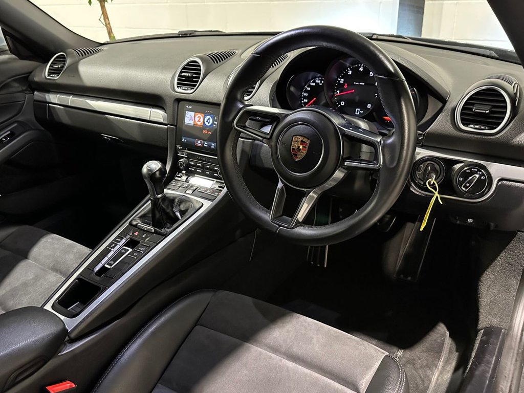 USED 2017 67 PORSCHE 718 BOXSTER 2.0T Convertible 2dr Petrol Manual Euro 6 (s/s) (300 ps) 