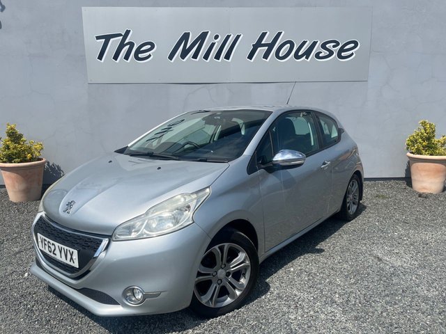 2013 PEUGEOT 208
