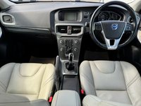 USED 2014 64 VOLVO V40 1.6 D2 SE Lux Hatchback 5dr Diesel Manual Euro 5 (s/s) (115 ps) 