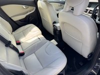 USED 2014 64 VOLVO V40 1.6 D2 SE Lux Hatchback 5dr Diesel Manual Euro 5 (s/s) (115 ps) 