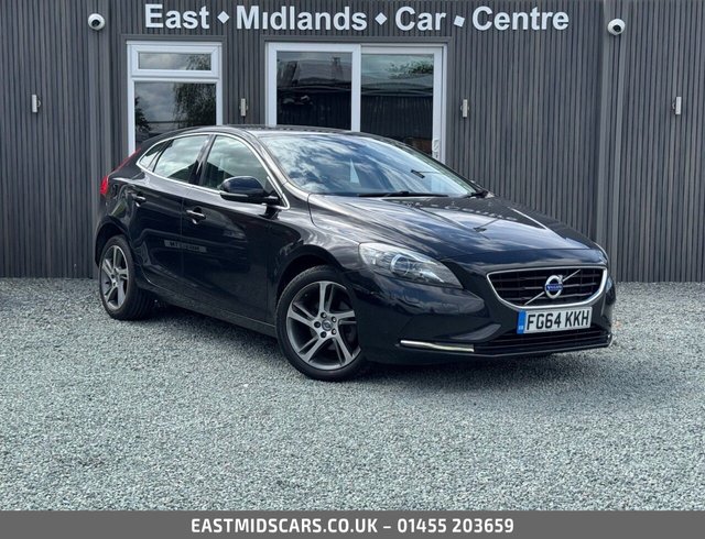 View our Volvo V40 1.6 D2 SE Lux Hatchback 5dr Diesel Manual Euro 5 (s/s) (115 ps)