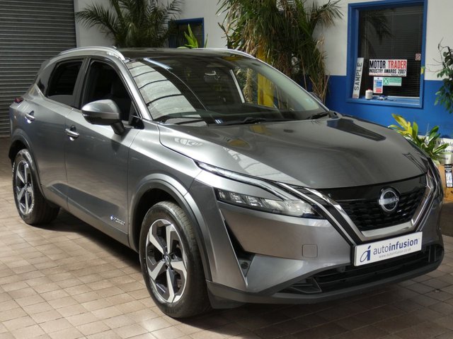 View our Nissan Qashqai range