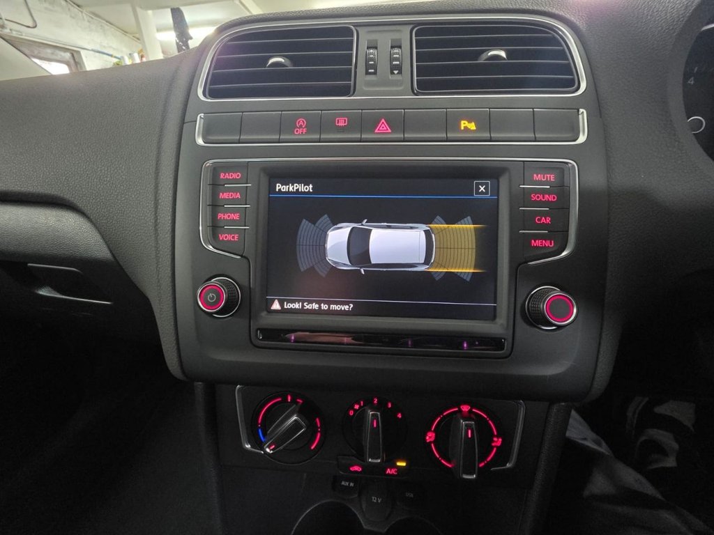 USED 2017 VOLKSWAGEN POLO 1.0 BlueMotion Tech Match Edition Hatchback 3dr Petrol Manual Euro 6 (s/s) (75 ps) Bluetooth - Cruise Control !