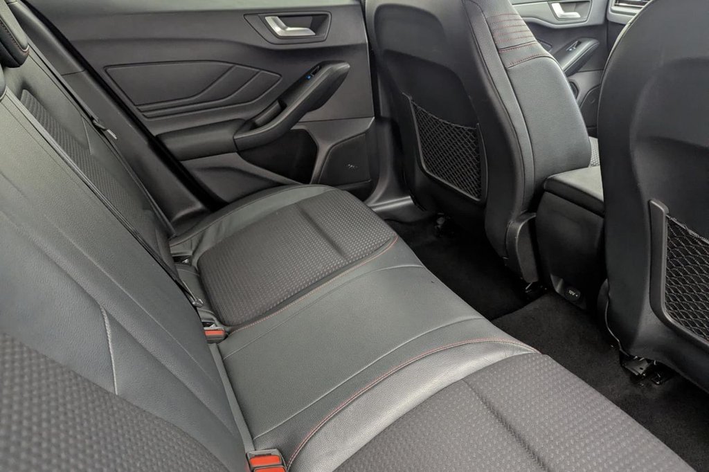 USED 2019 19 FORD FOCUS 1.5T EcoBoost ST-Line X Hatchback 5dr Petrol Auto Euro 6 (s/s) (182 ps) Car Play, Heated Screen, DAB
