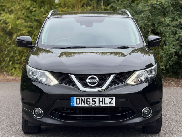 View our NISSAN QASHQAI