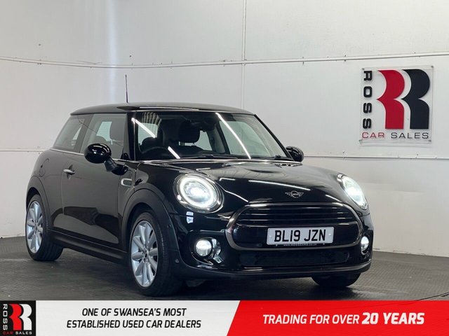 View our MINI Hatch 1.5 Cooper Classic Hatchback 3dr Petrol Manual Euro 6 (s/s) (136 ps)