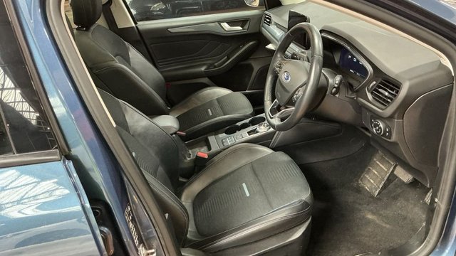 View our FORD FOCUS