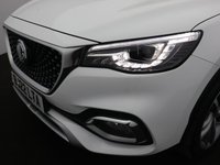 USED 2022 22 MG MG HS 1.5 T-GDI Exclusive SUV 5dr Petrol Manual Euro 6 (s/s) (162 ps) REAR CAMERA | APPLE CARPLAY
