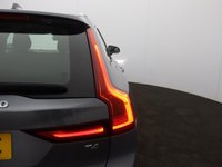 USED 2020 20 VOLVO V90 2.0 T4 Momentum Plus Estate 5dr Petrol Auto Euro 6 (s/s) (190 ps) REAR CAMERA | BLUETOOTH