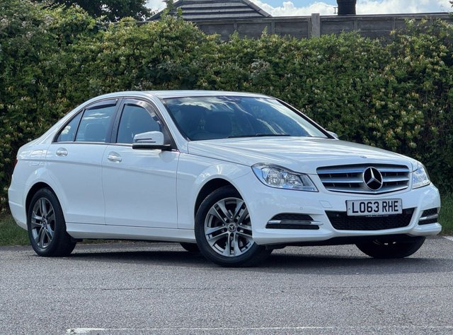 View our Mercedes-Benz C-Class 2.1 C220 CDI Executive SE Saloon 4dr Diesel G-Tronic+ Euro 5 (s/s) (170 ps)