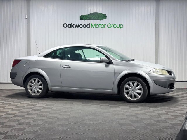 View our RENAULT MEGANE