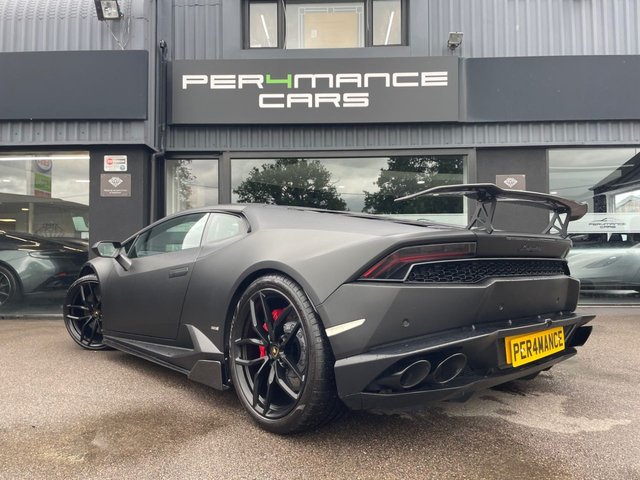 View our LAMBORGHINI HURACAN