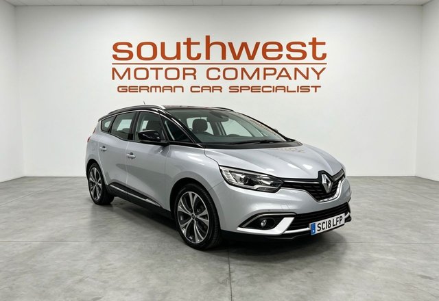 View our RENAULT GRAND SCENIC