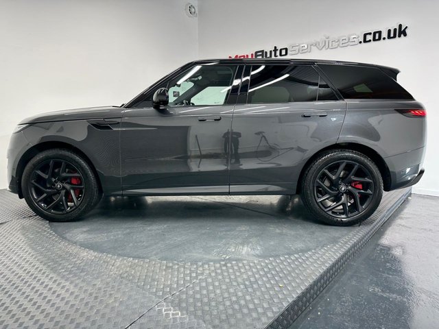 View our LAND ROVER RANGE ROVER SPORT