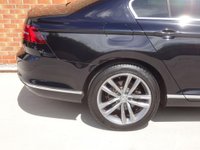 USED 2017 67 VOLKSWAGEN PASSAT 2.0 TDI GT Euro 6 (s/s) 4dr SUNROOF,SAT NAV,HTD SEATS,DAB