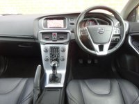 USED 2018 68 VOLVO V40 2.0 T3 GPF Inscription Euro 6 (s/s) 5dr PAN ROOF,NAV,HTD MEMORY SEATS