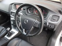 USED 2018 68 VOLVO V40 2.0 T3 GPF Inscription Euro 6 (s/s) 5dr PAN ROOF,NAV,HTD MEMORY SEATS