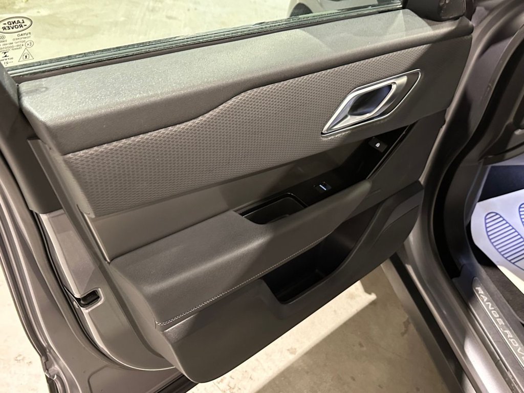USED 2022 22 LAND ROVER RANGE ROVER VELAR 2.0 D200 MHEV SUV 5dr Diesel Auto 4WD Euro 6 (s/s) (204 ps) 