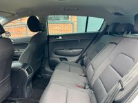 USED 2018 67 KIA SPORTAGE 1.6 GDi 2 Euro 6 (s/s) 5dr 7 KIA SERVICES